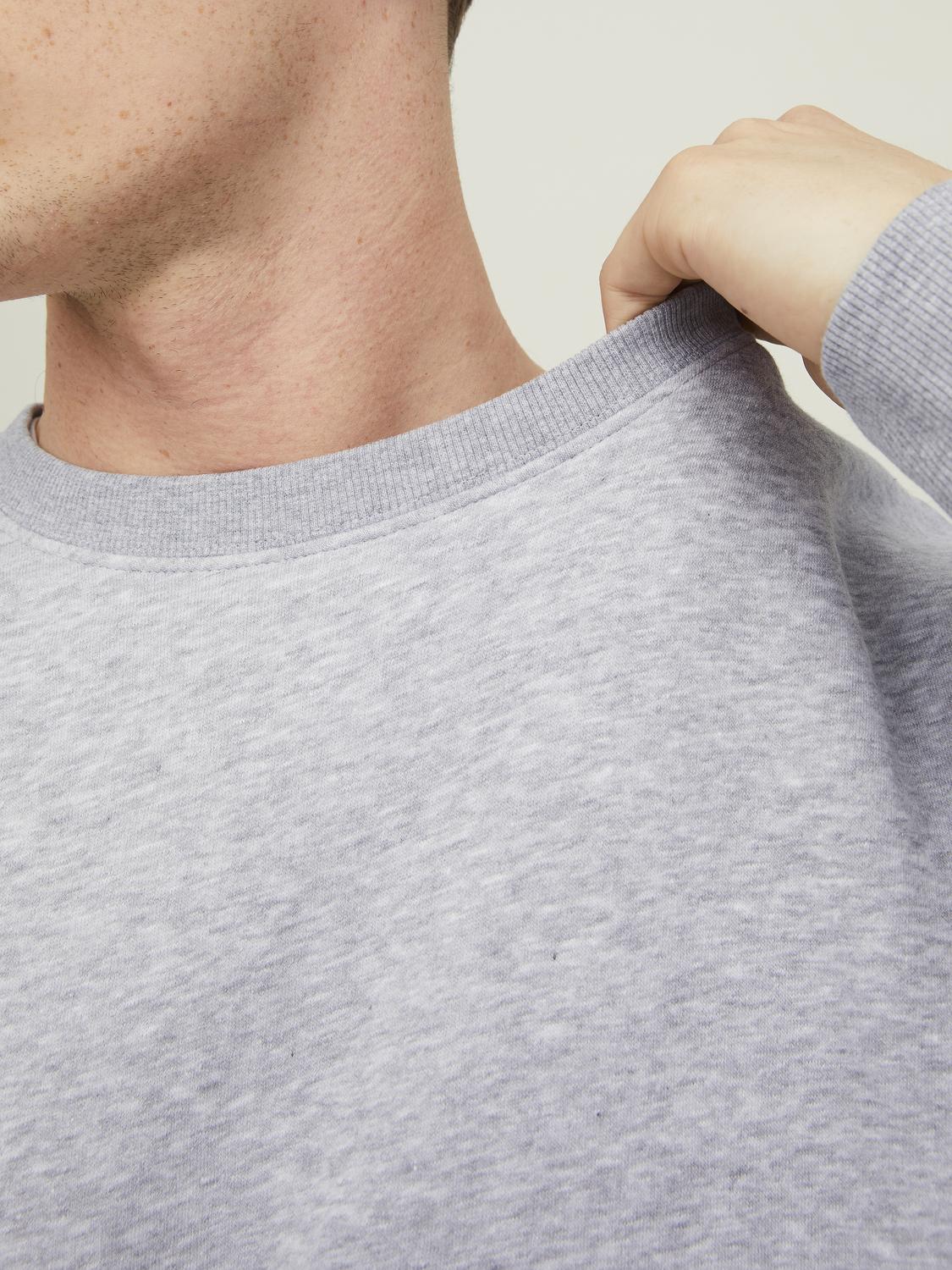 model_shot-detail